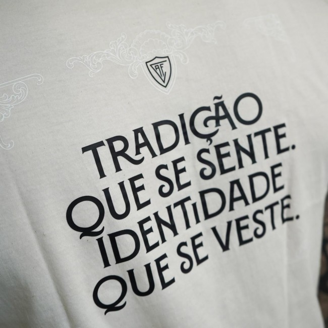 T-shirt Tiles Algodão Cru